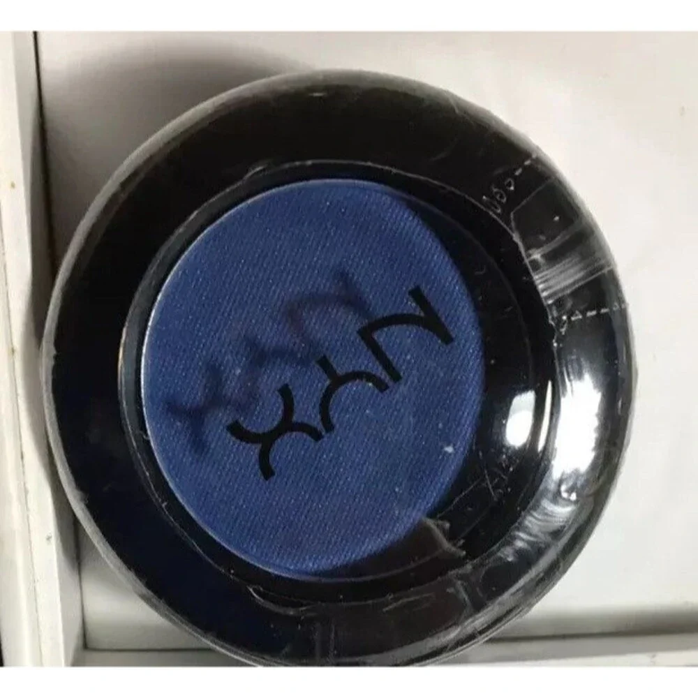 Nude Matte Shadow NMS03 - IN THE BUFF NYX Cosmetics Brand New Sealed Blue